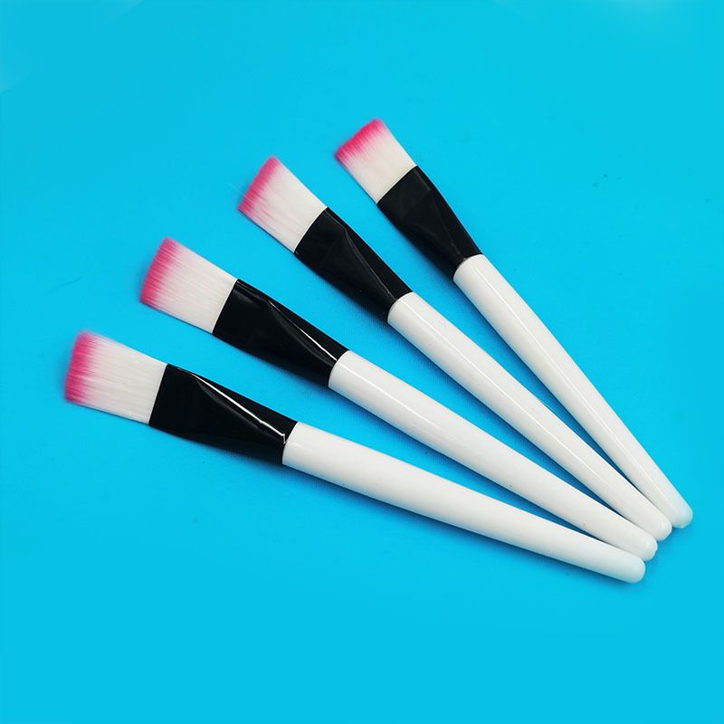 White stick facial mask brush soft hair beauty brush Japanese fashion makeup brush foundation brush DIY facial face