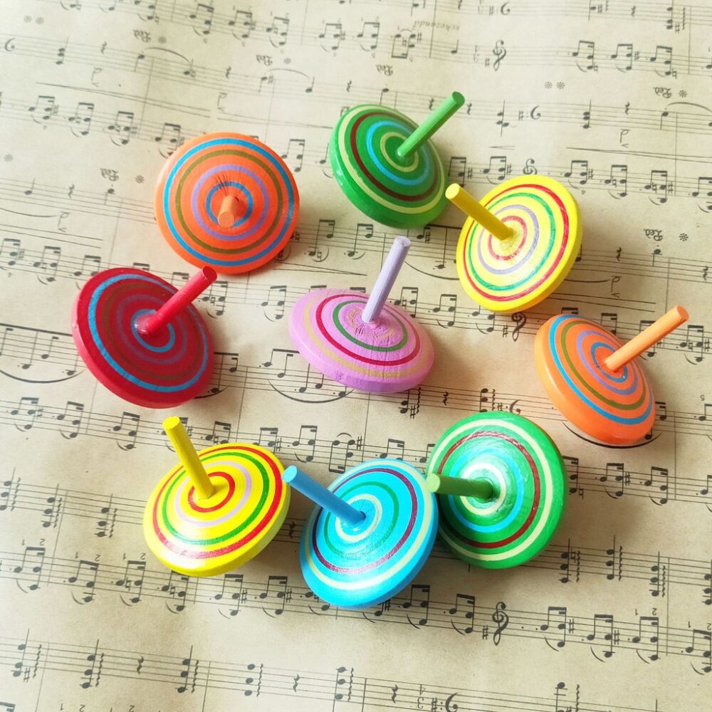 1pcs Wooden small gyro desktop decompression wooden toys kindergarten opening activities promotion small gifts giveaways
