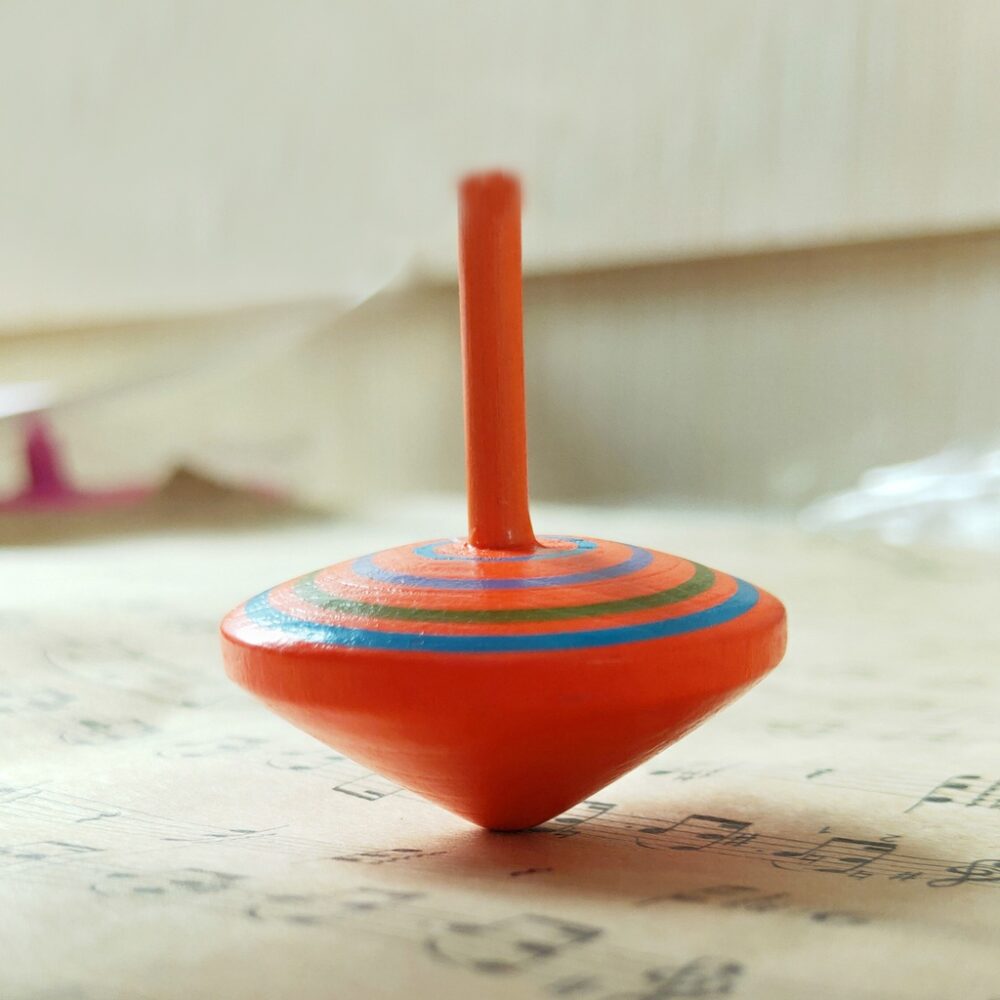 1pcs Wooden small gyro desktop decompression wooden toys kindergarten opening activities promotion small gifts giveaways - Image 3